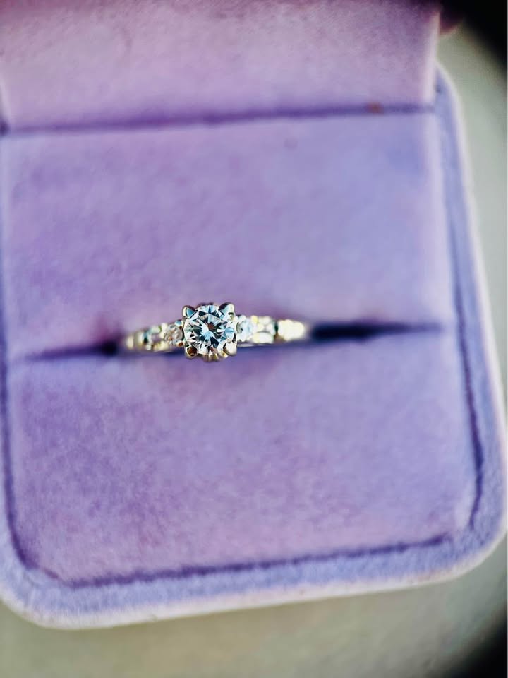 Engagement Ring Heart Setting