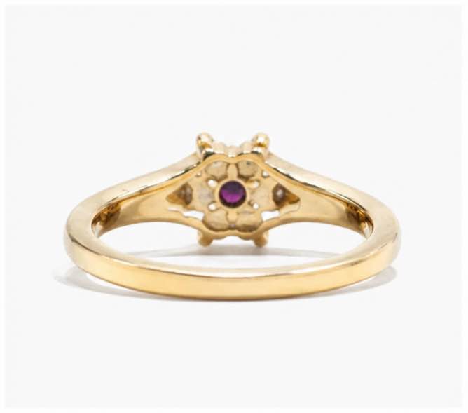 FLOWER Ruby and Diamond ring