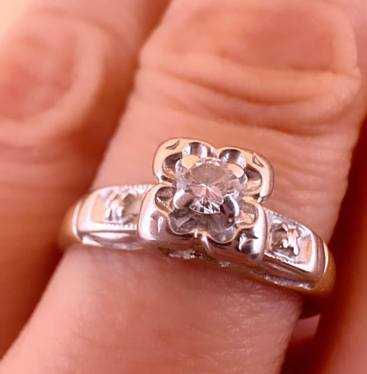 flower design diamond ring