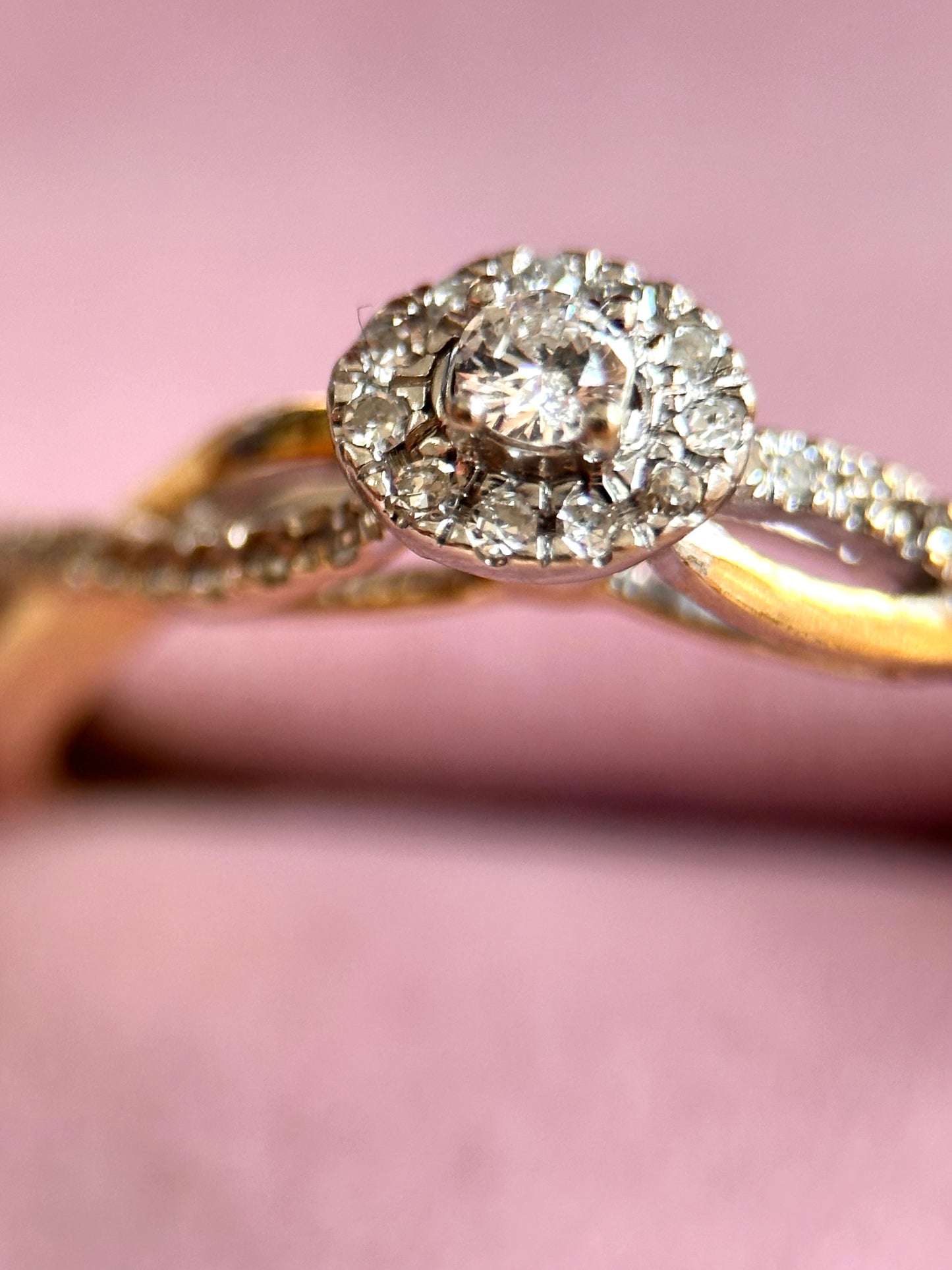 Swirl of Diamonds Ring *