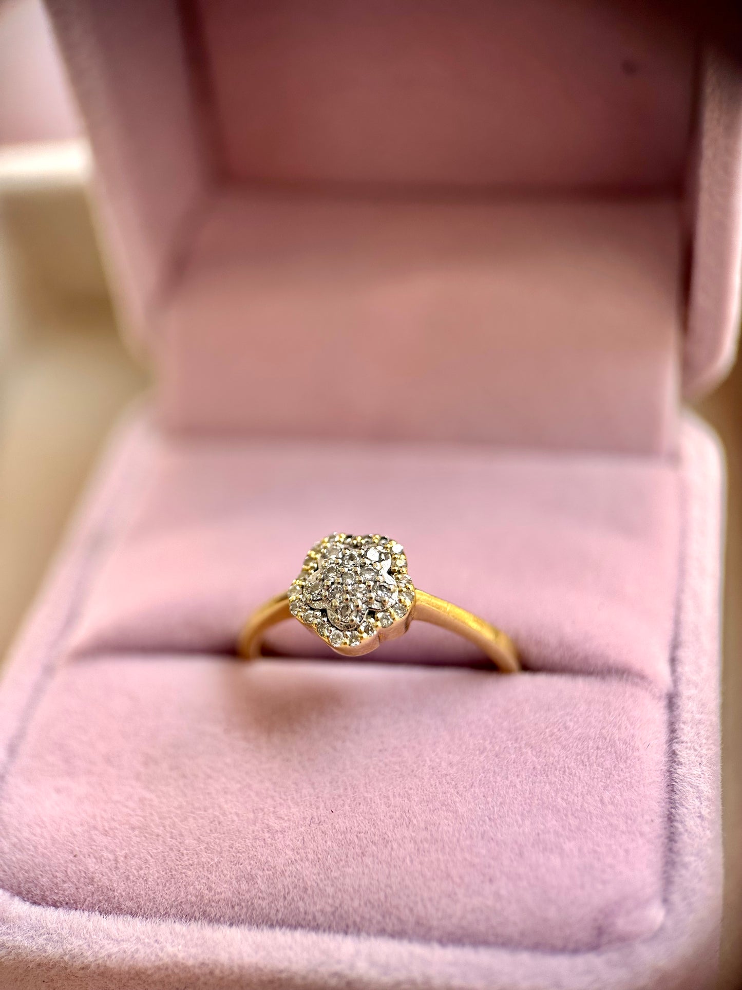 Gold Diamond Flower Band