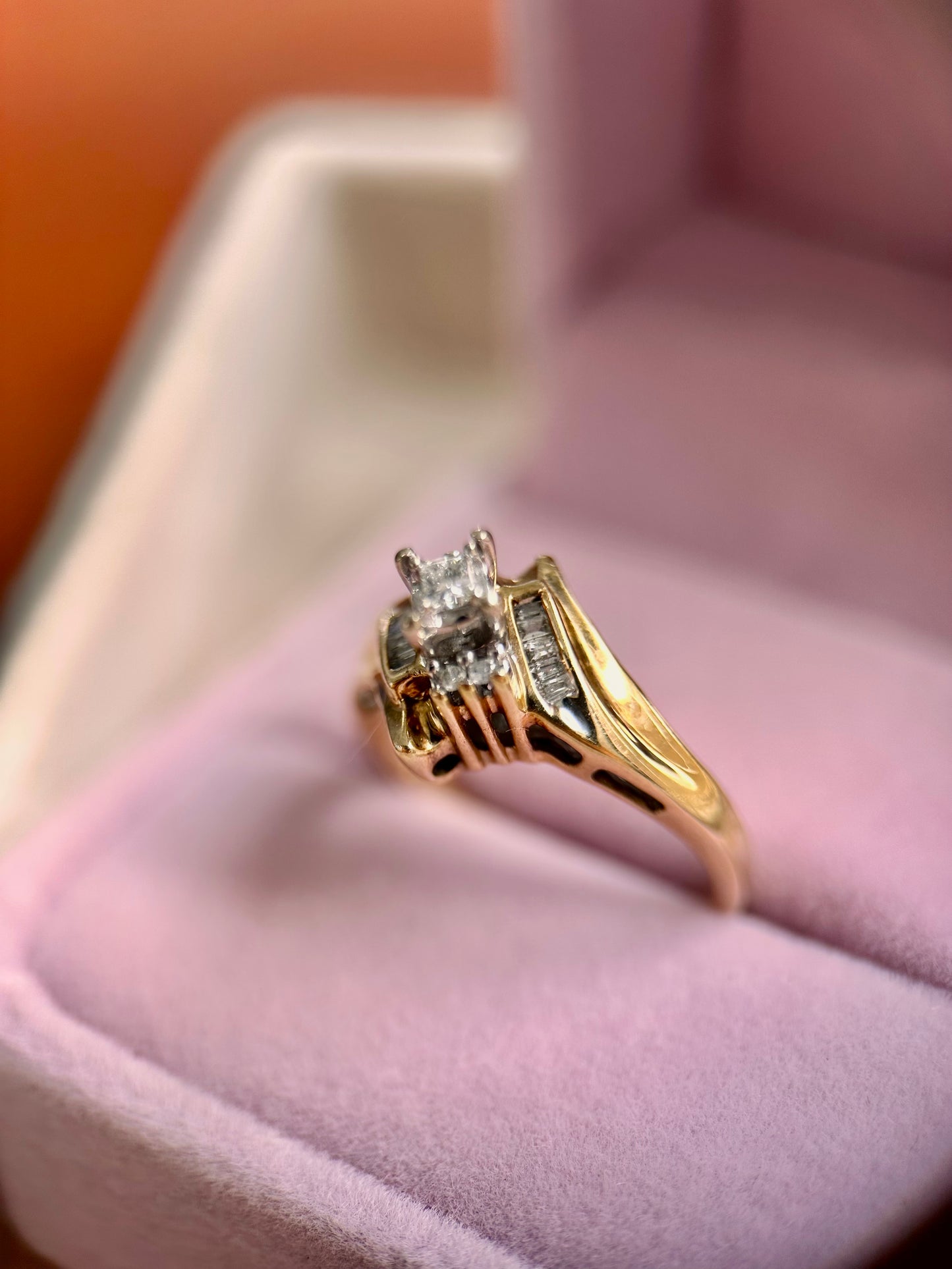 Vintage Diamond Cluster Ring with Hidden Message